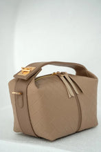Nora Bag (001)